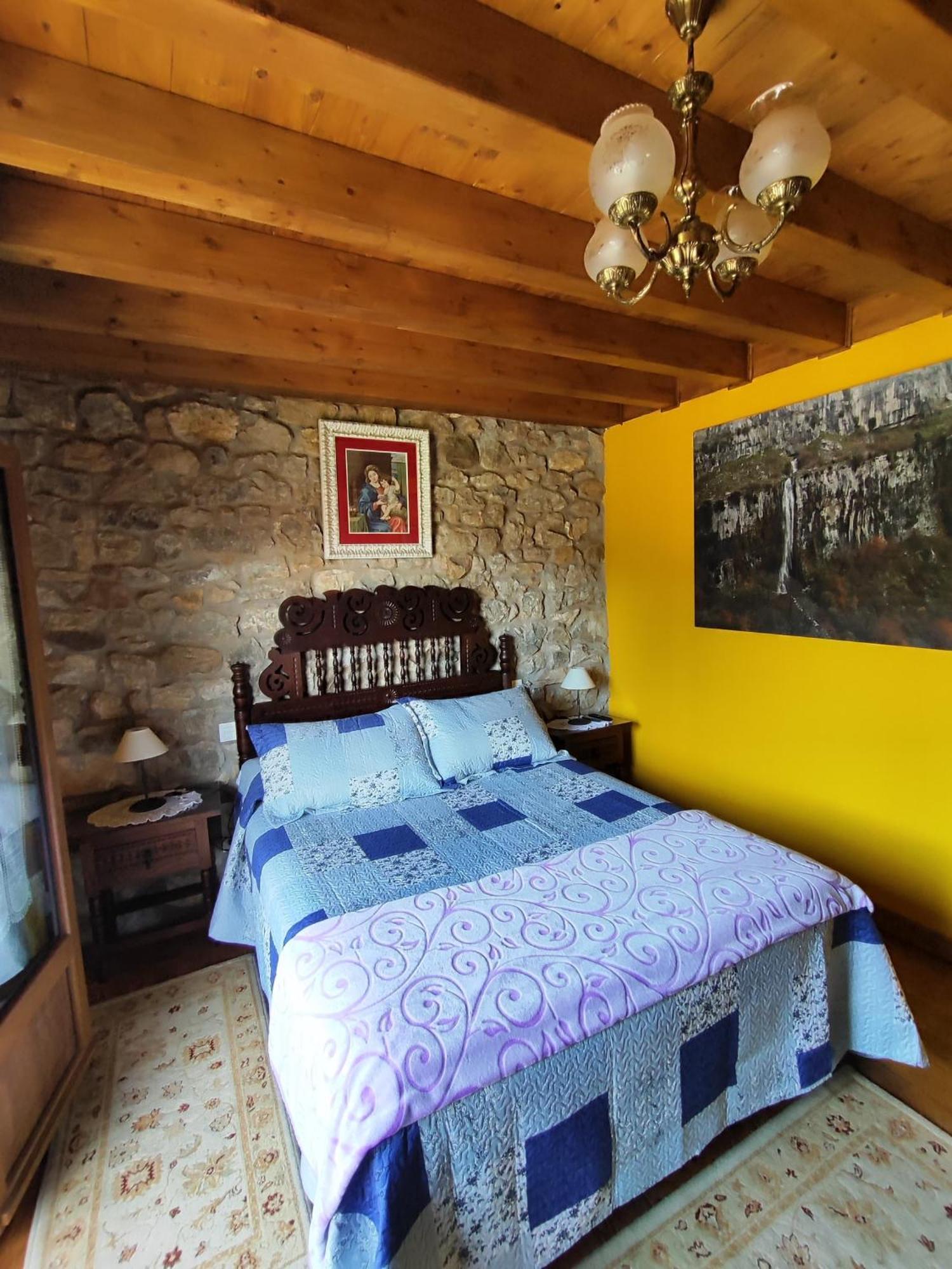 Pension Los Pasiegos Reocin Exterior photo